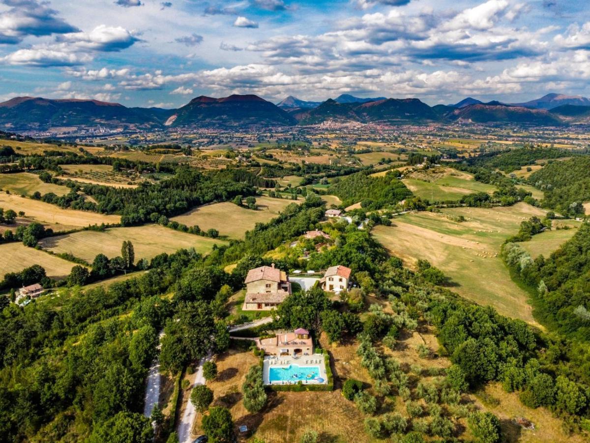 Agriturismo Casalta グッビオ エクステリア 写真