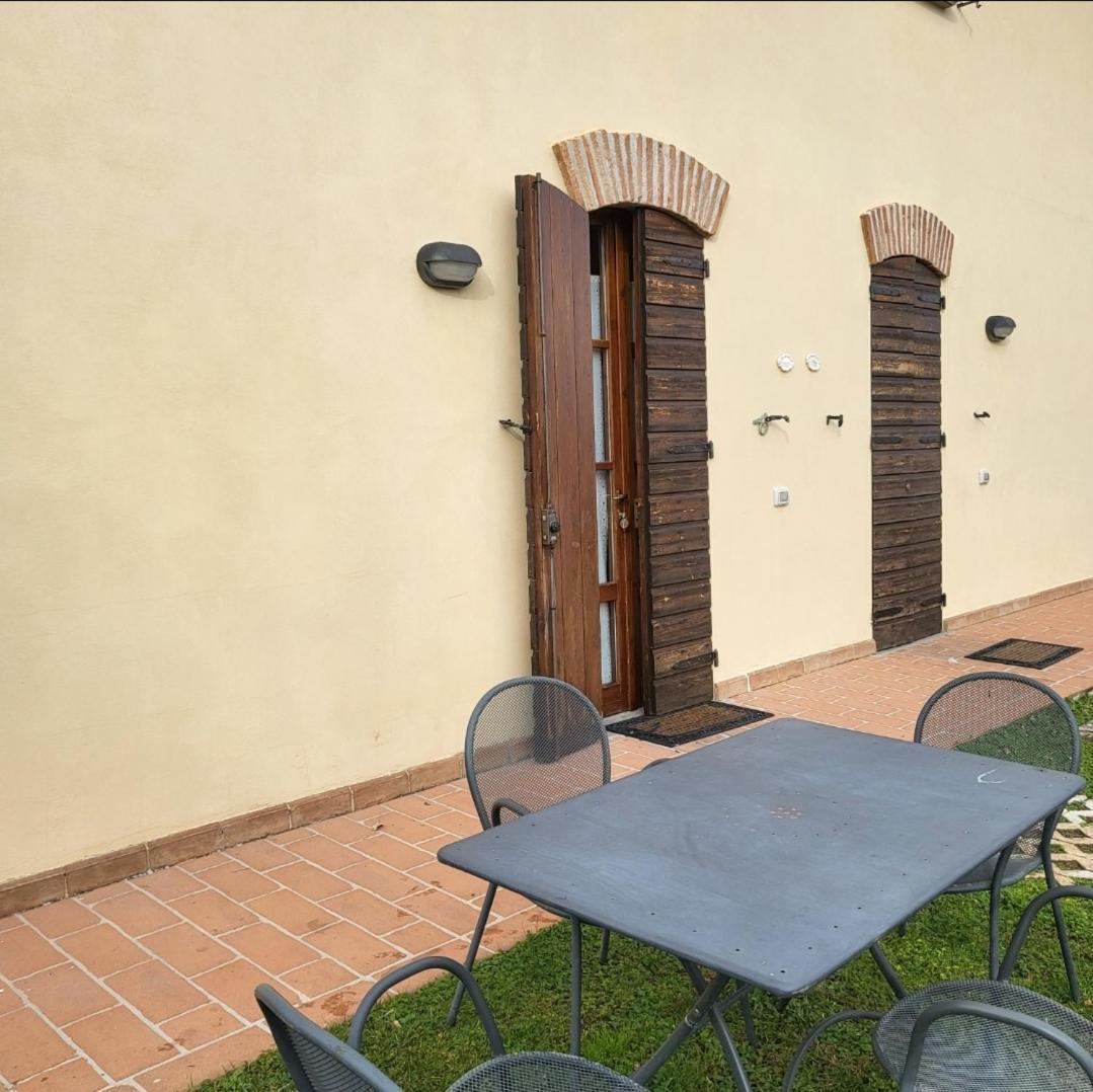 Agriturismo Casalta グッビオ エクステリア 写真